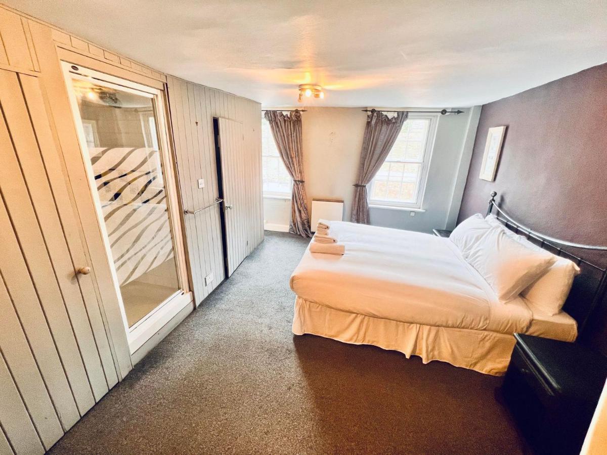 George & Dragon Hotel Хай Уикъмб Екстериор снимка